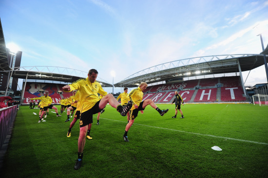 硬仗都无可 硬仗都无可