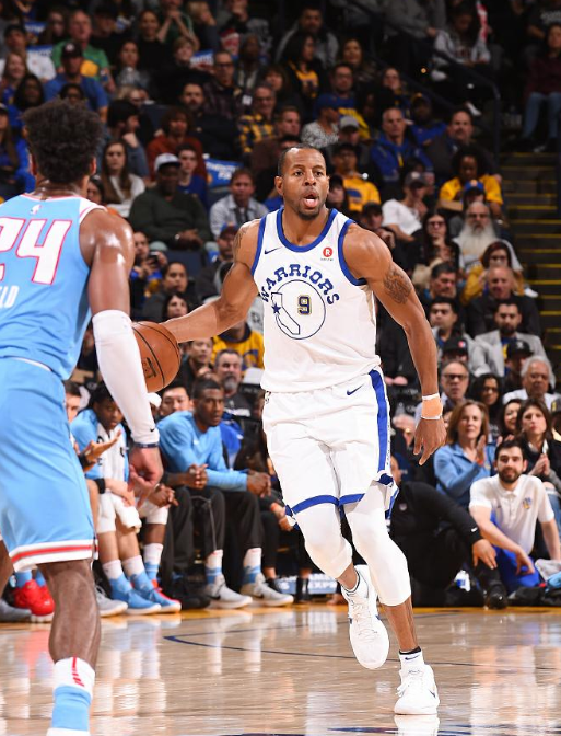 站在重建拐 站在重建拐