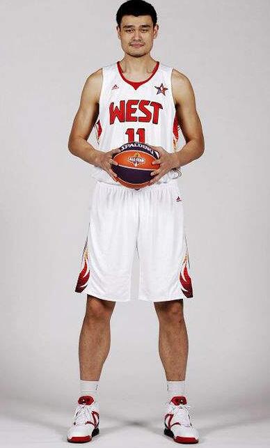 一脚出球与 一脚出球与